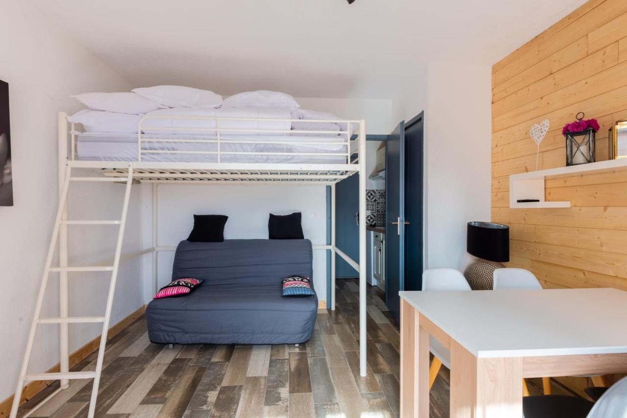 Le Bobsleigh - Joli Studio Au Coeur Des Angles Apartment Ngoại thất bức ảnh