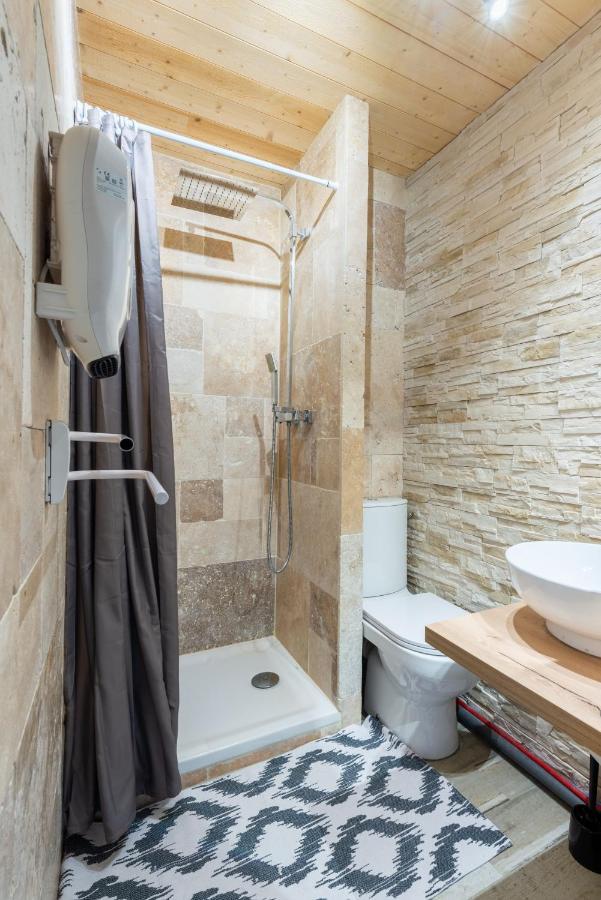 Le Bobsleigh - Joli Studio Au Coeur Des Angles Apartment Ngoại thất bức ảnh