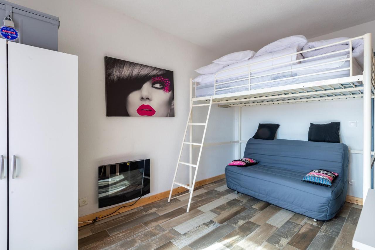 Le Bobsleigh - Joli Studio Au Coeur Des Angles Apartment Ngoại thất bức ảnh